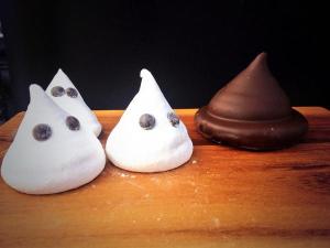 Witches Hats & Mallow Ghosts